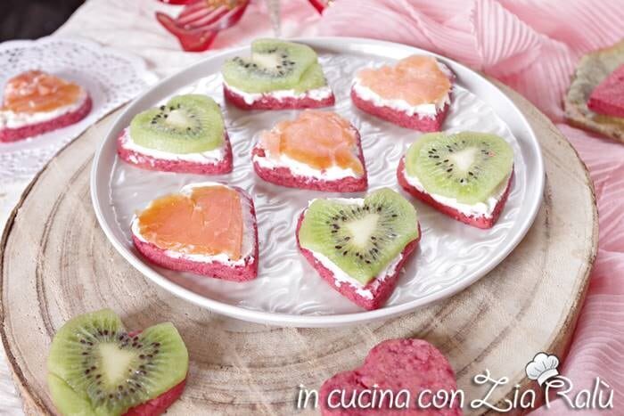 Tartine salate a cuore – antipasto