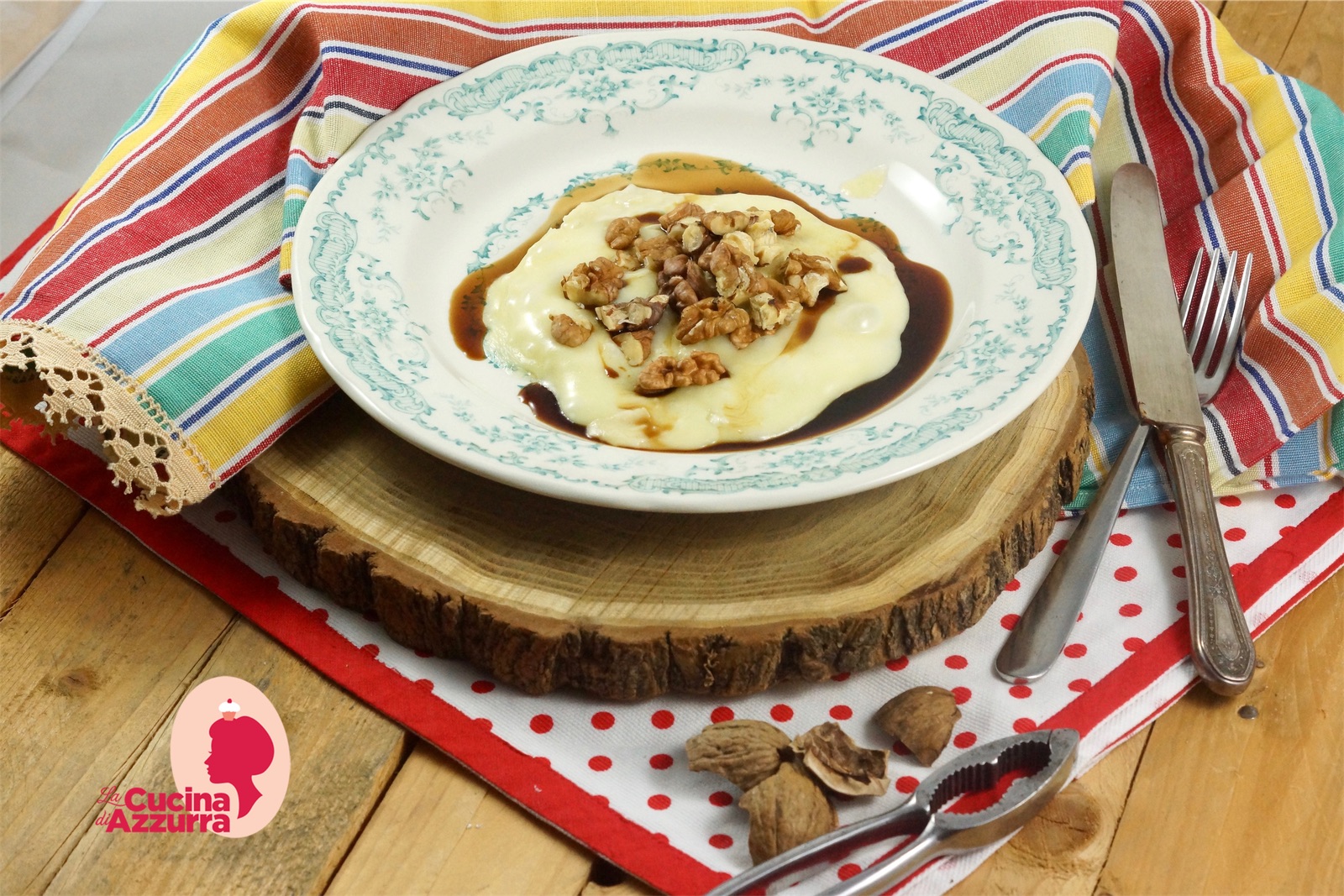 Tomino al forno con aceto balsamico e noci