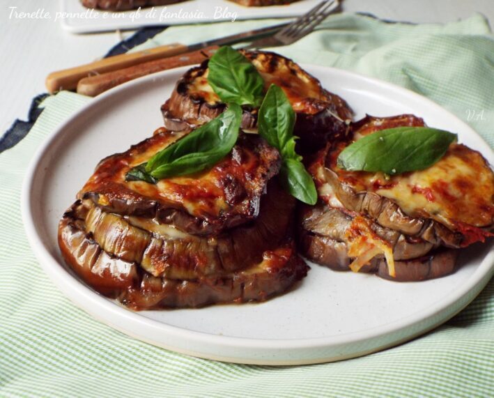 Torrette di melanzane alla parmigiana: da quando le cucino in friggitrice ad aria sono tutta un’altra cosa!