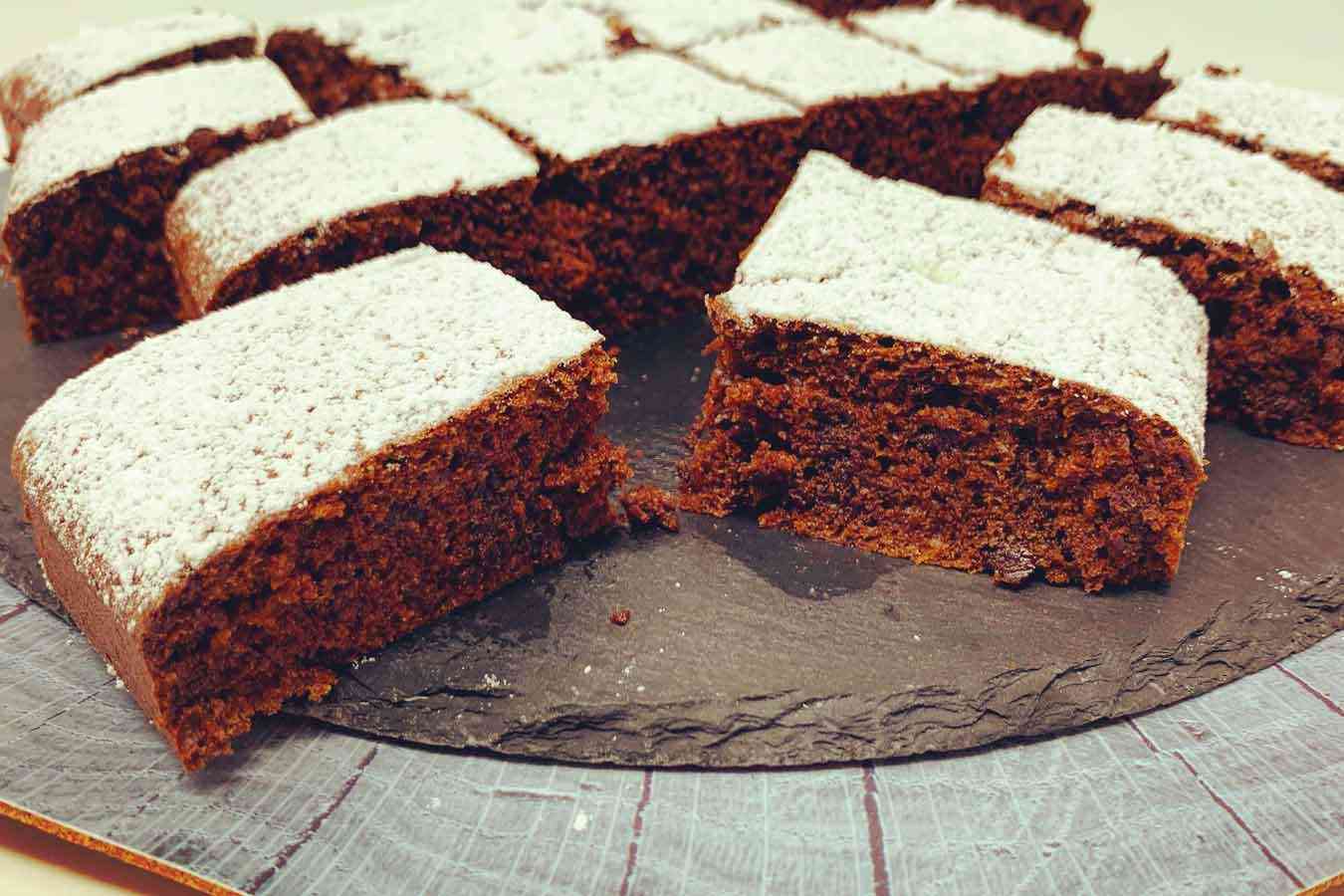Torta agli albumi di cioccolato