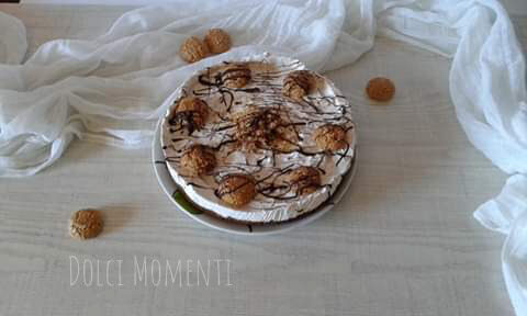 Torta agli amaretti senza cottura