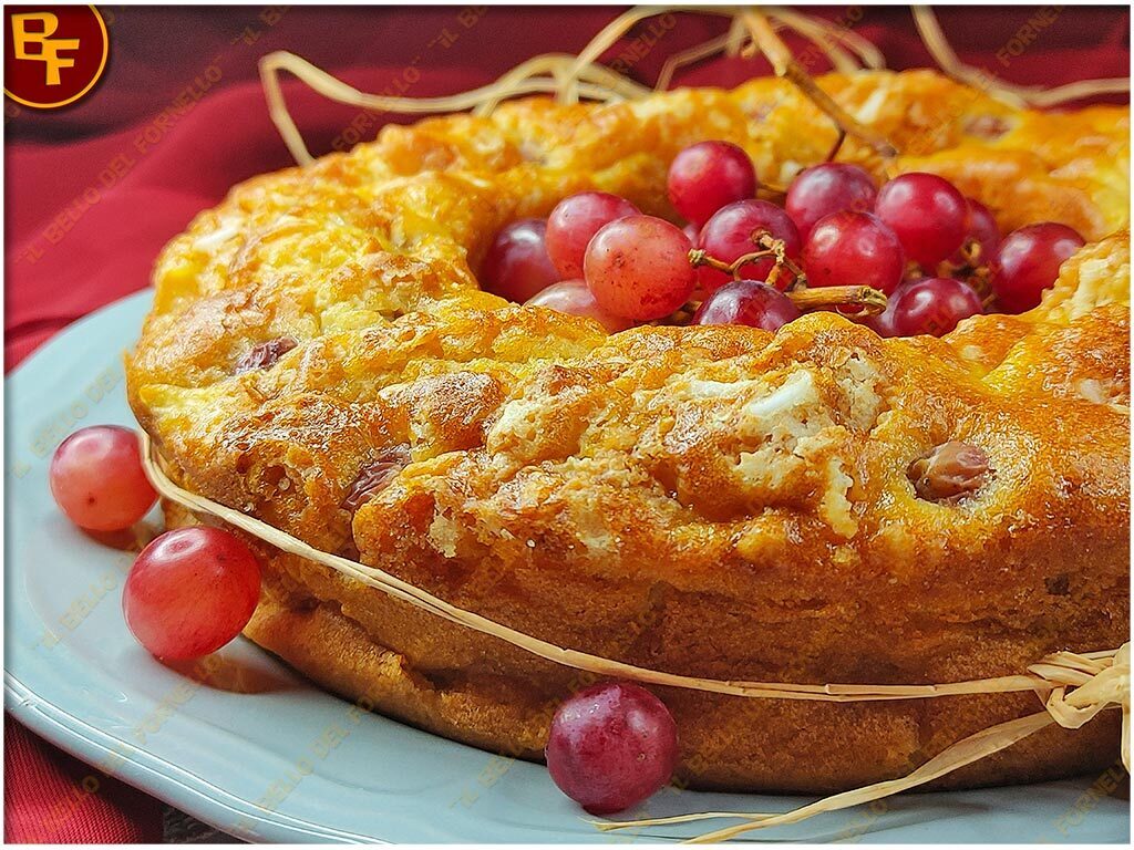 Torta al bicchiere con mele uva