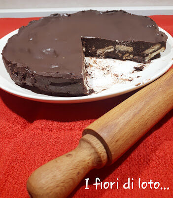 Torta al cioccolato senza cottura