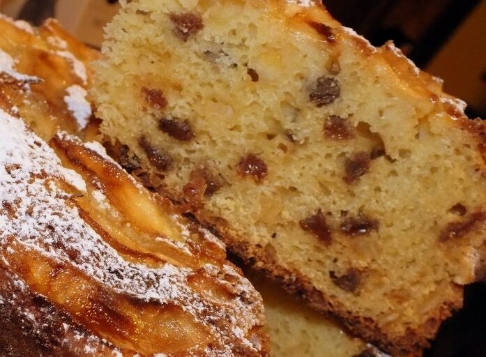 Torta alle mele e uvetta