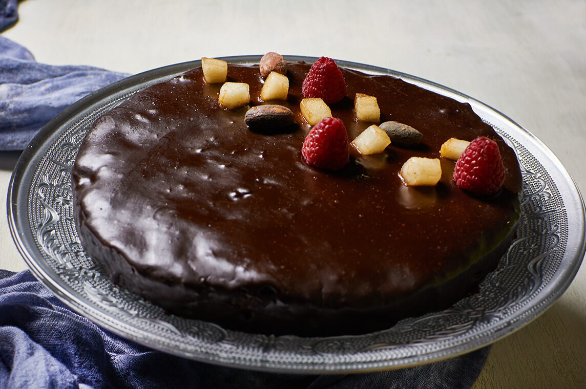 Torta cacao e pere e buon compleanno a me
