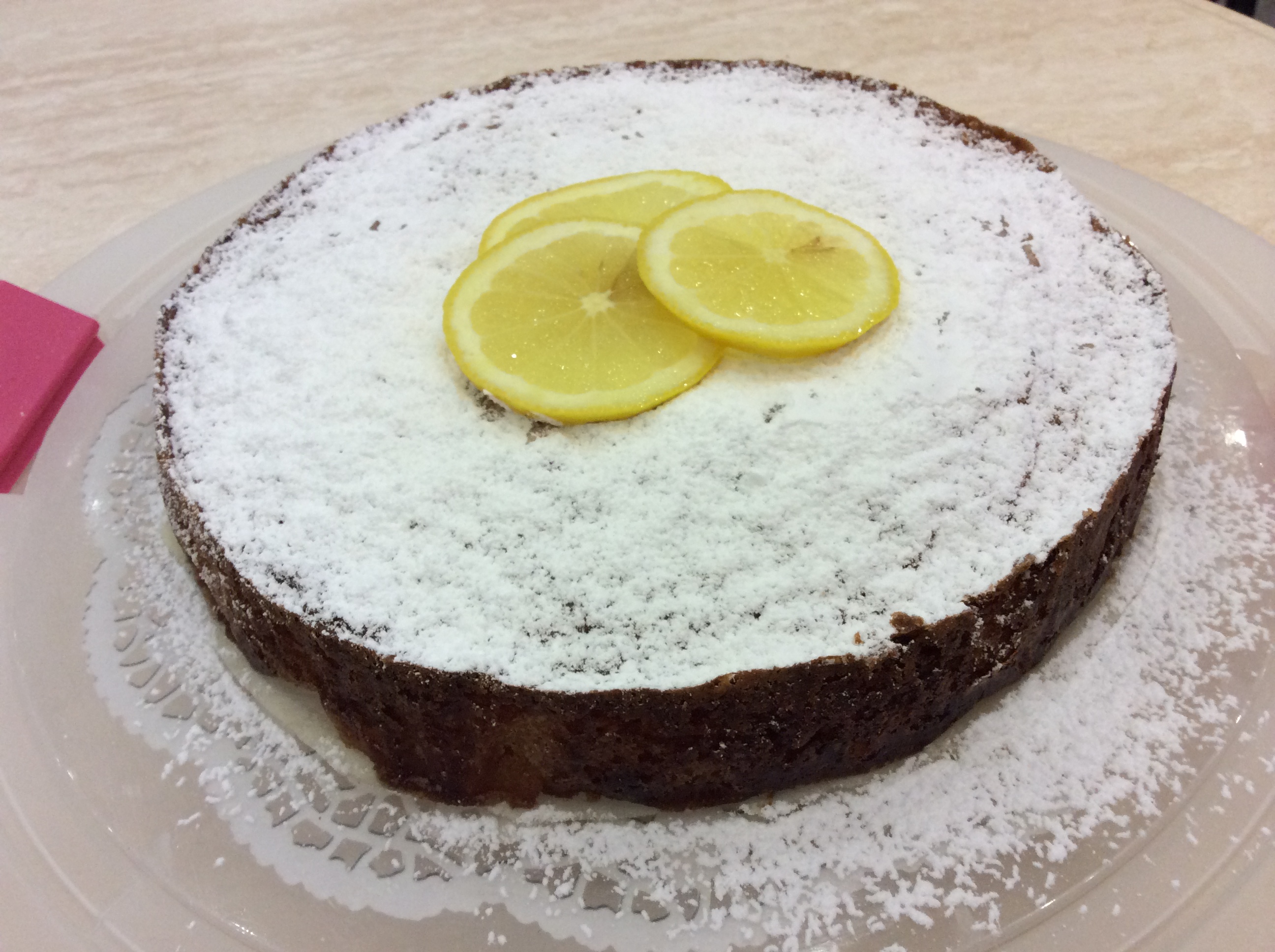 Torta caprese bianca al limoncello