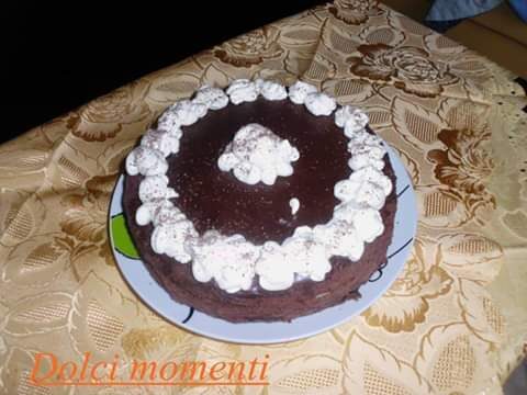 Torta cioccolato-chantilly al limone