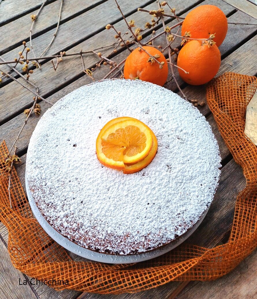 Torta con arancia e cioccolato bianco