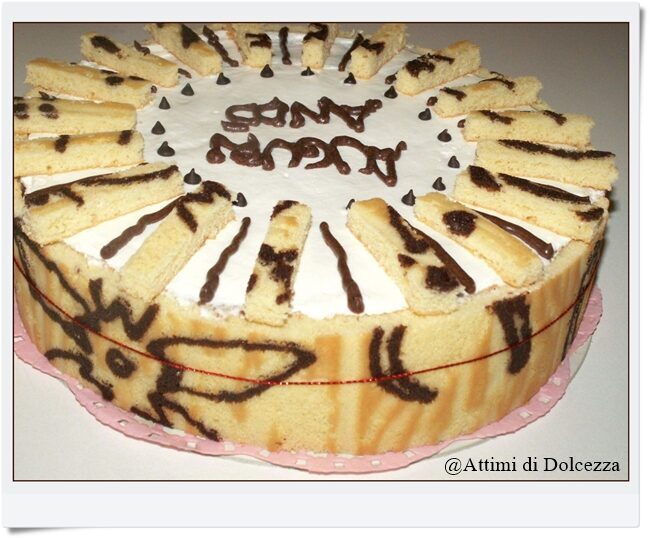 Torta decorata al doppio cioccolato
