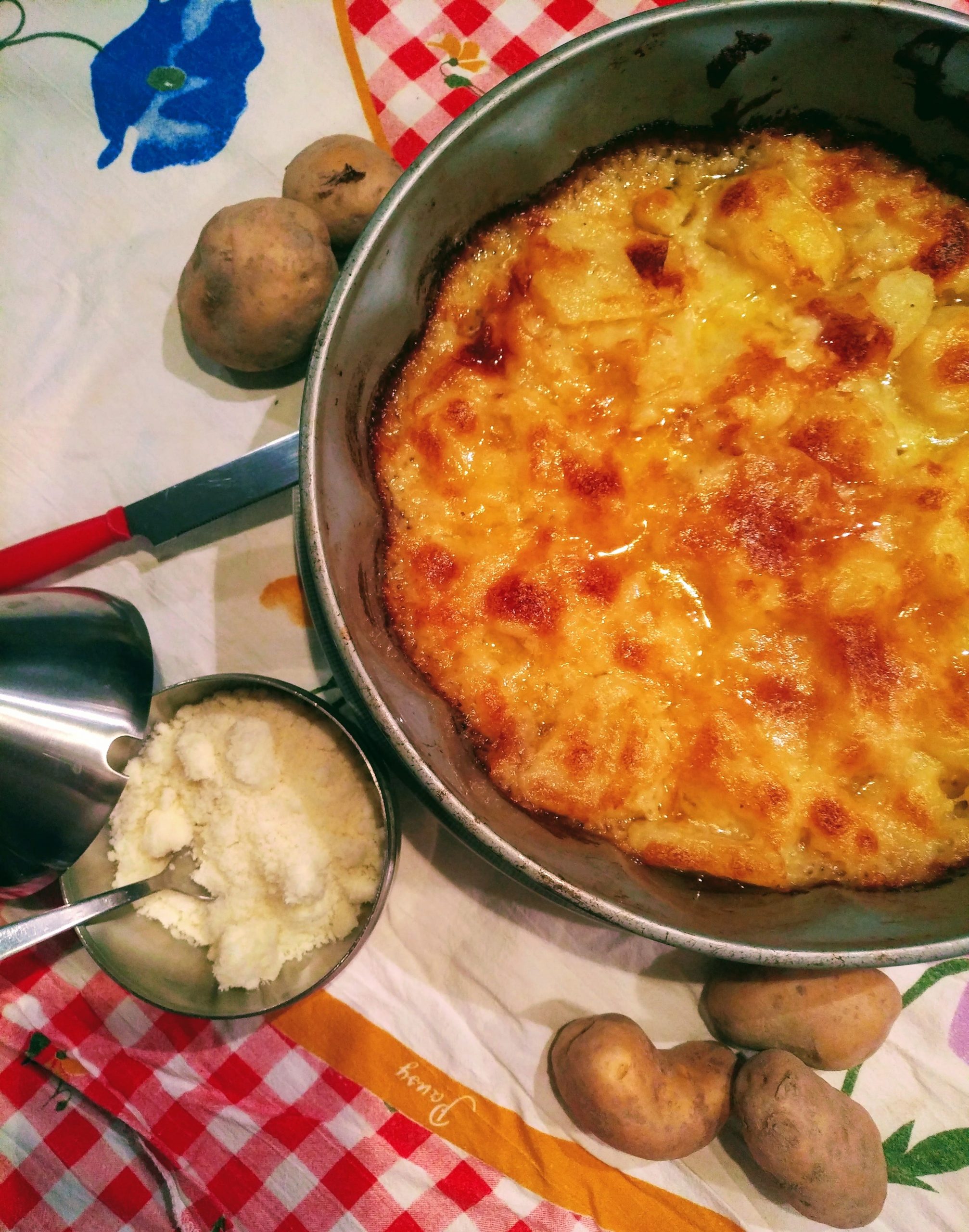 Torta di bucce di patate (inghilterra)