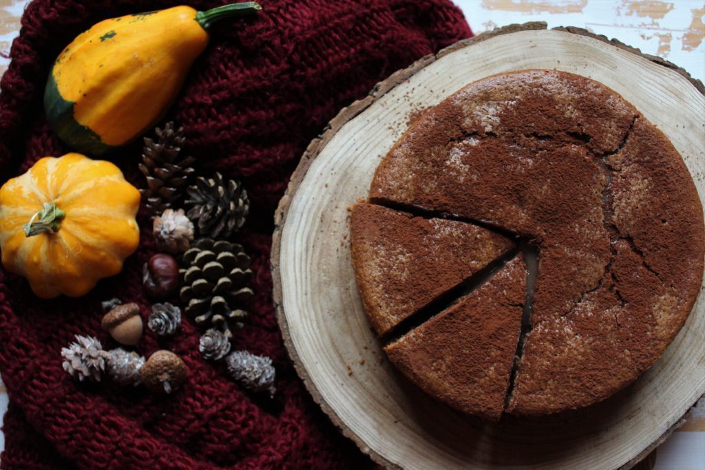 Torta di castagne con crema di marroni