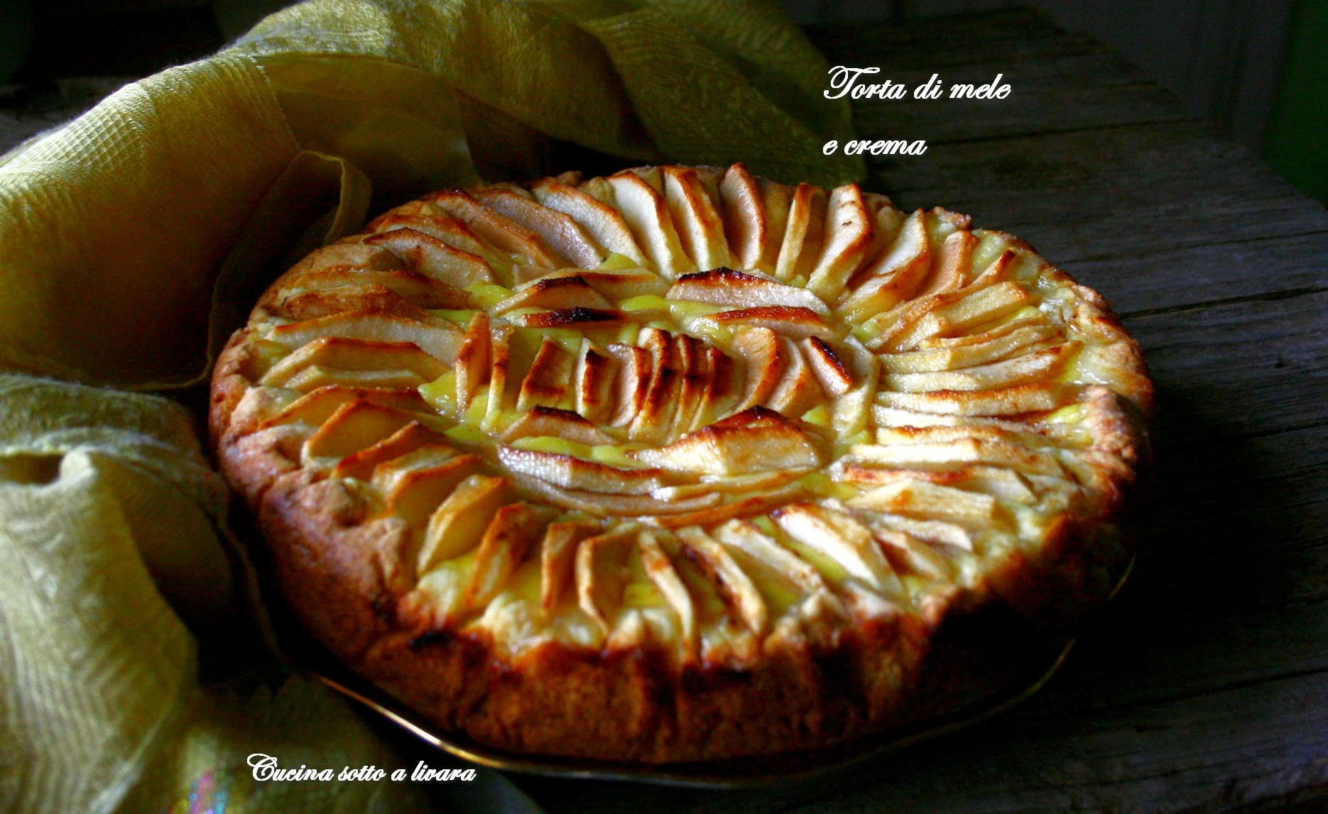 TORTA DI MELE E CREMA