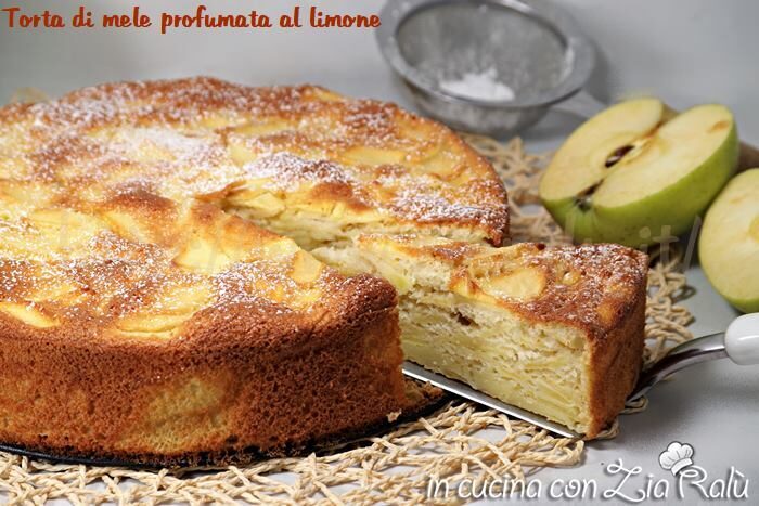 Torta di mele profumata al limone