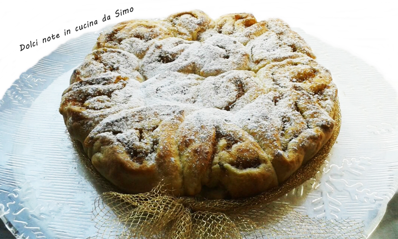 Torta di rose con marmellata di fichi