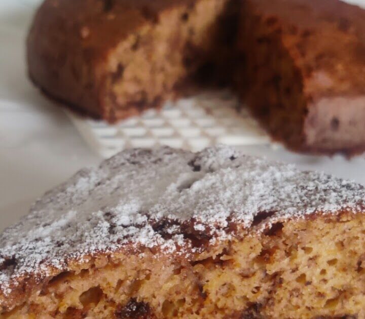 Torta di zucca con amaretti e cioccolato