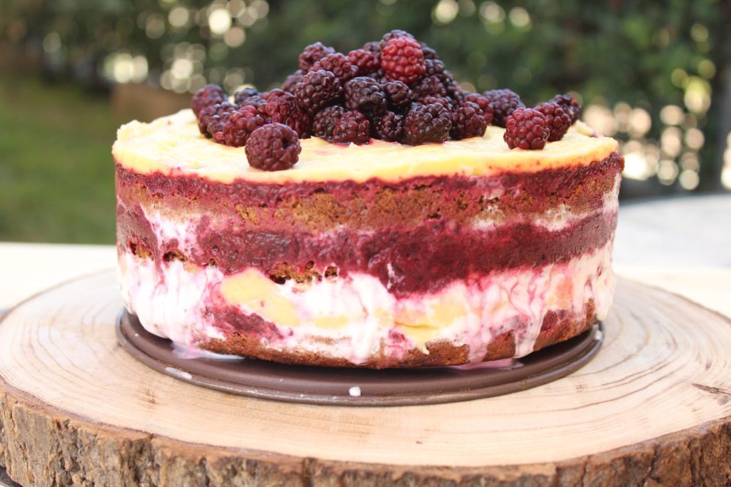 Torta gelato alle more e lemon curd