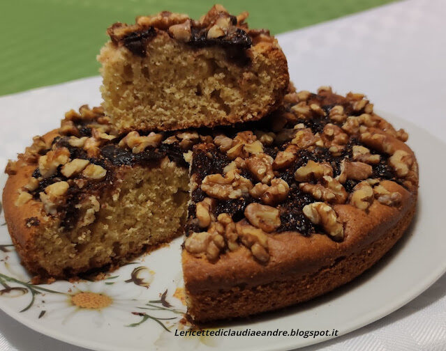 Torta integrale con composta di fichi neri e noci