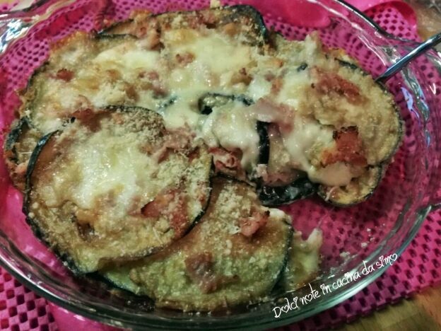 Torta rustica di melanzane con prosciutto e mozzarella