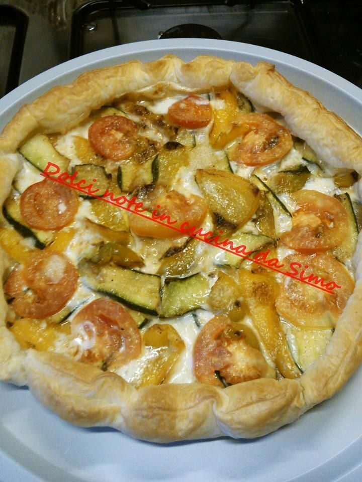 Torta rustica peperoni e zucchine