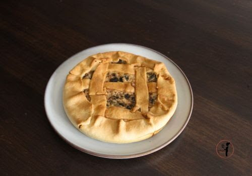 Torta salata alla cime di rapa del mio giardino, cotta in friggitrice ad aria