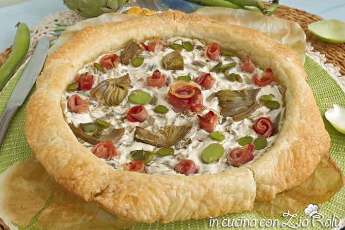 Torta salata carciofi e speck