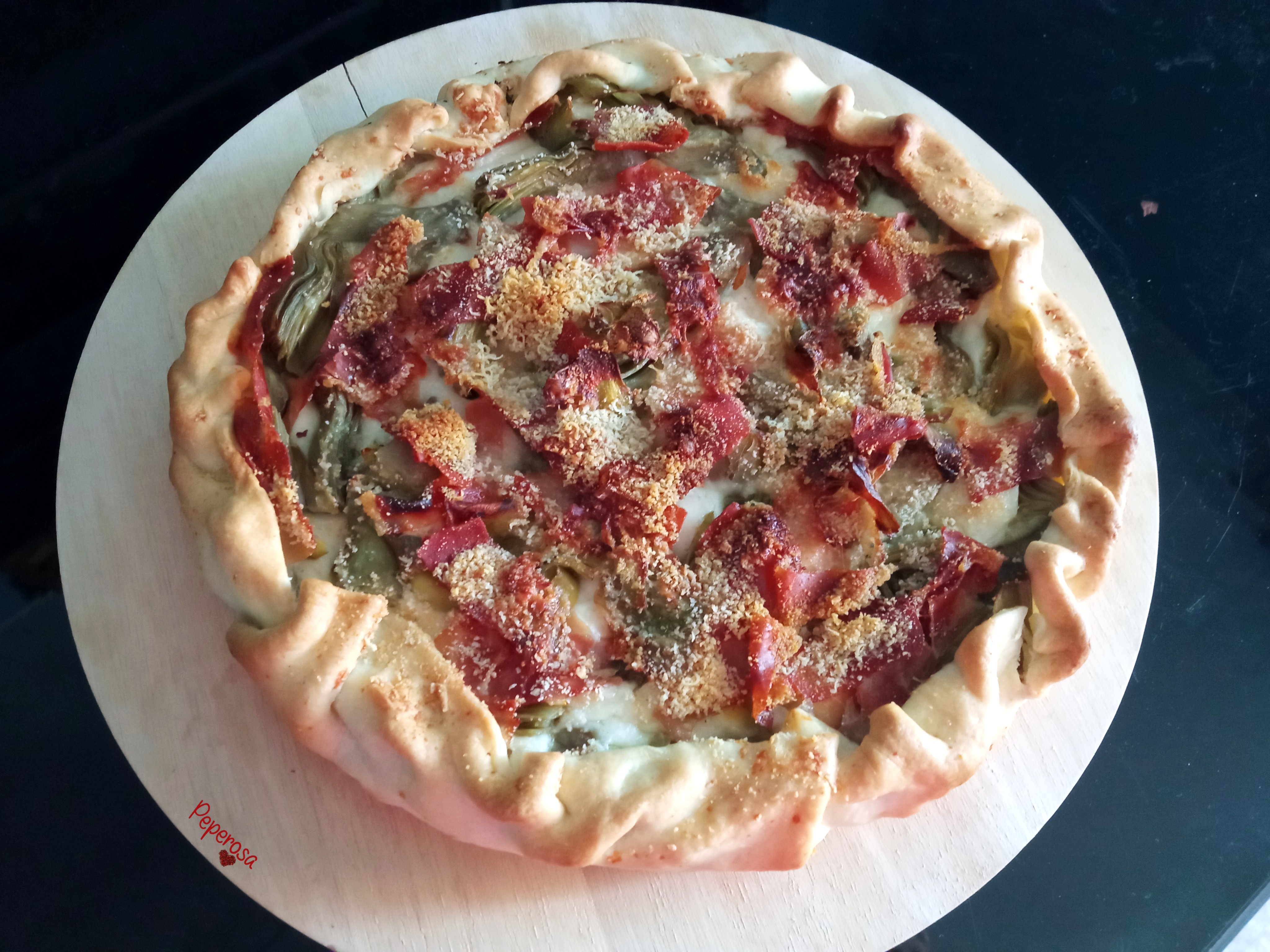 Torta salata con carciofi e speck