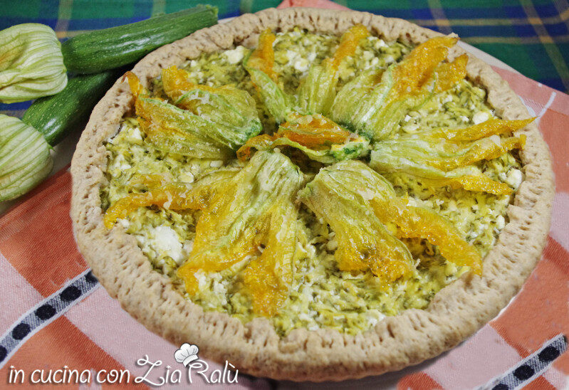 Torta salata zucchine caprini feta menta