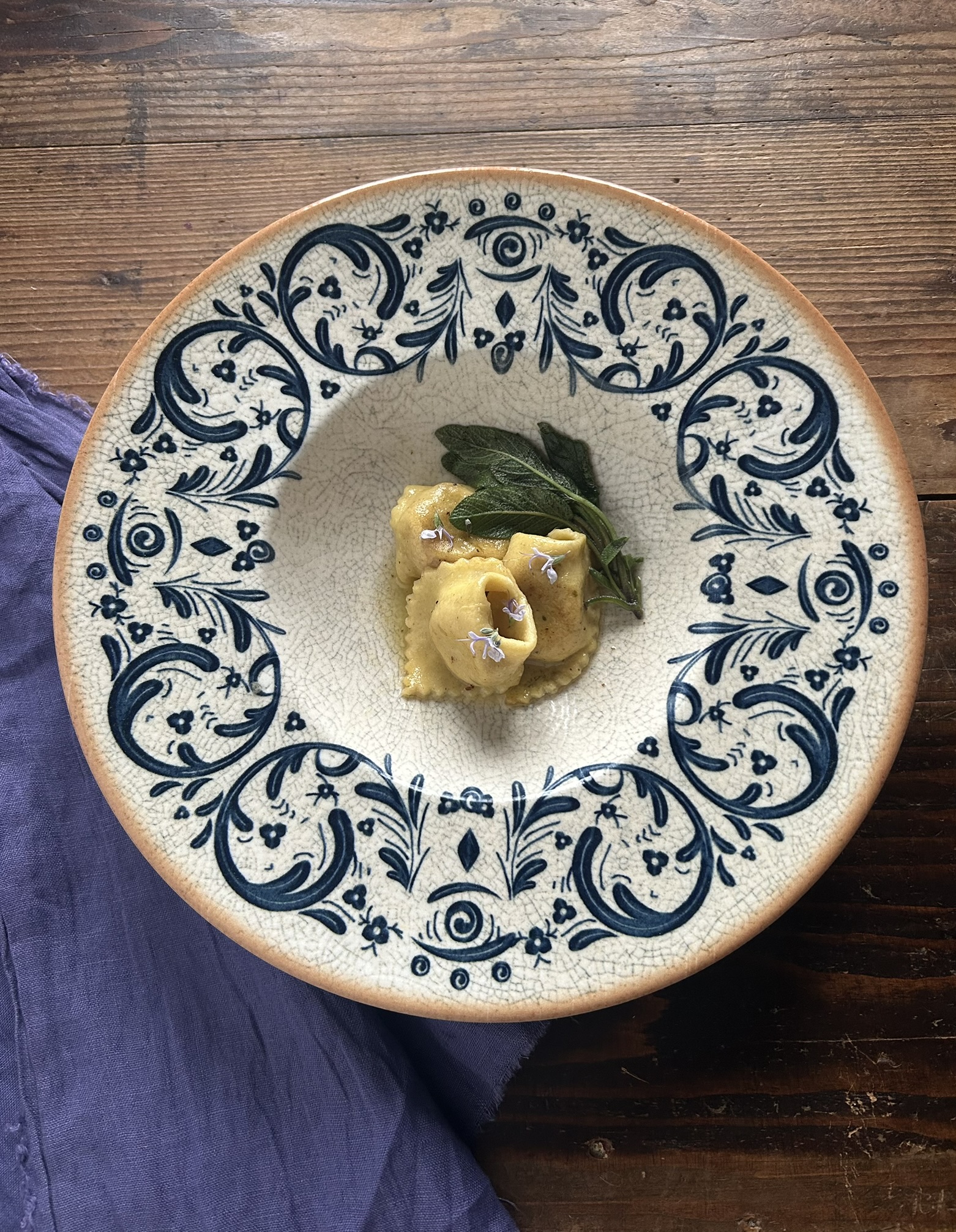 Tortelli agli asparagi e burro di tartufo
