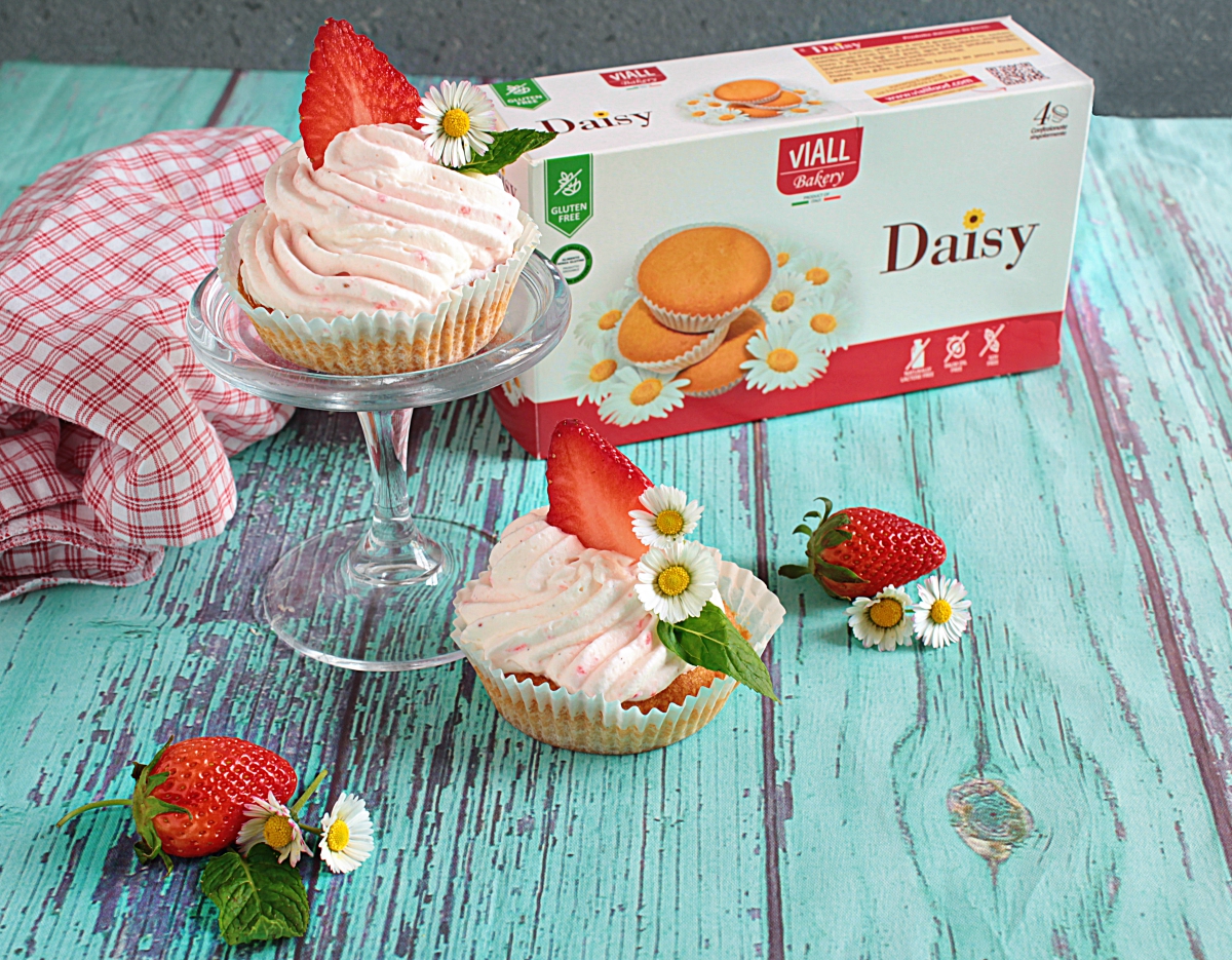 Tortine daisy viall con mousse di fragole