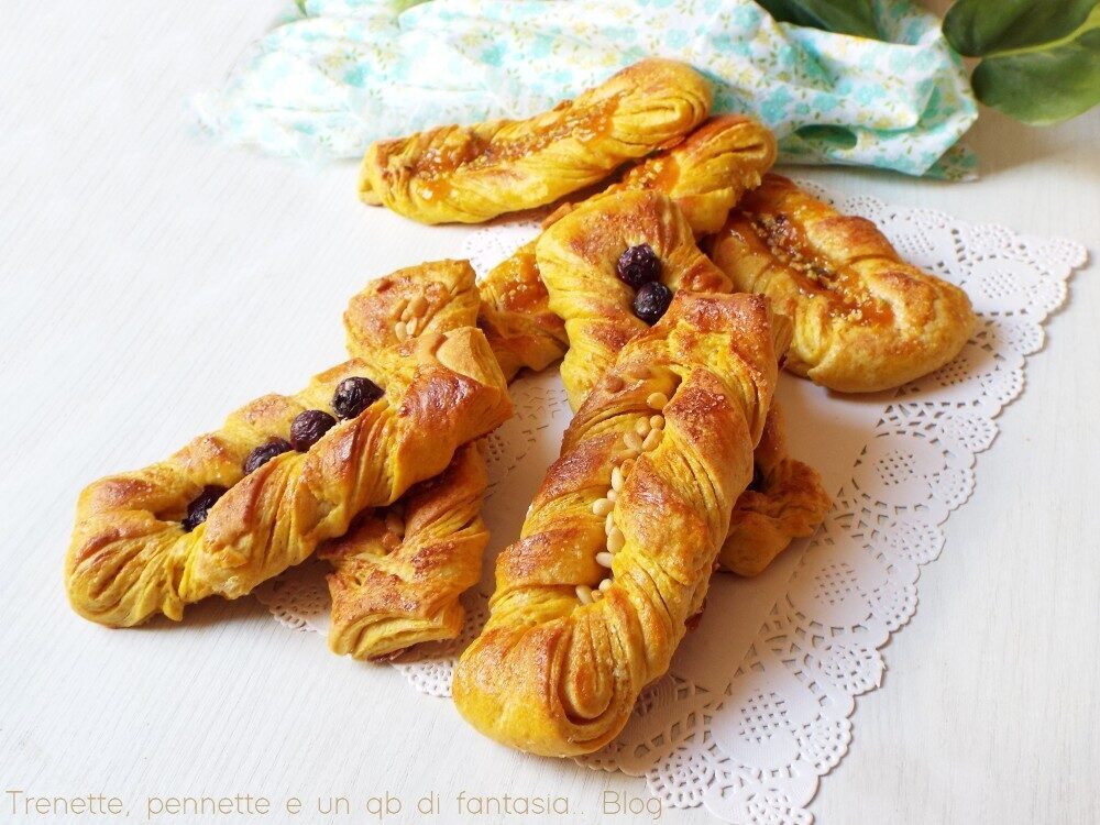 Trecce sfogliate alla zucca