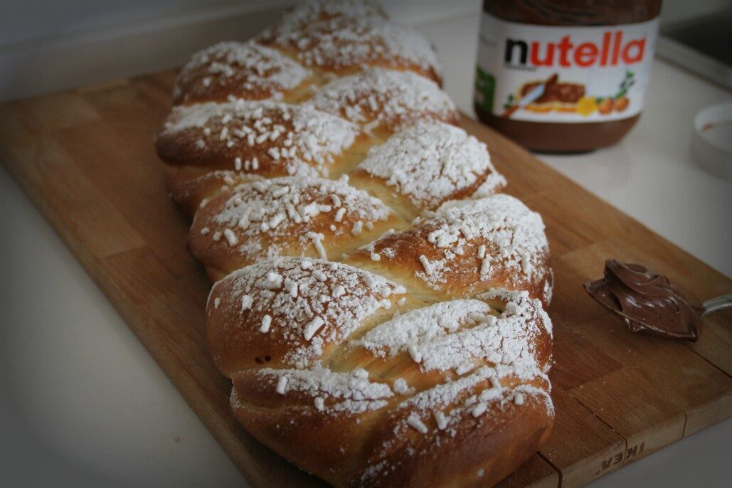 Treccia di pan brioche