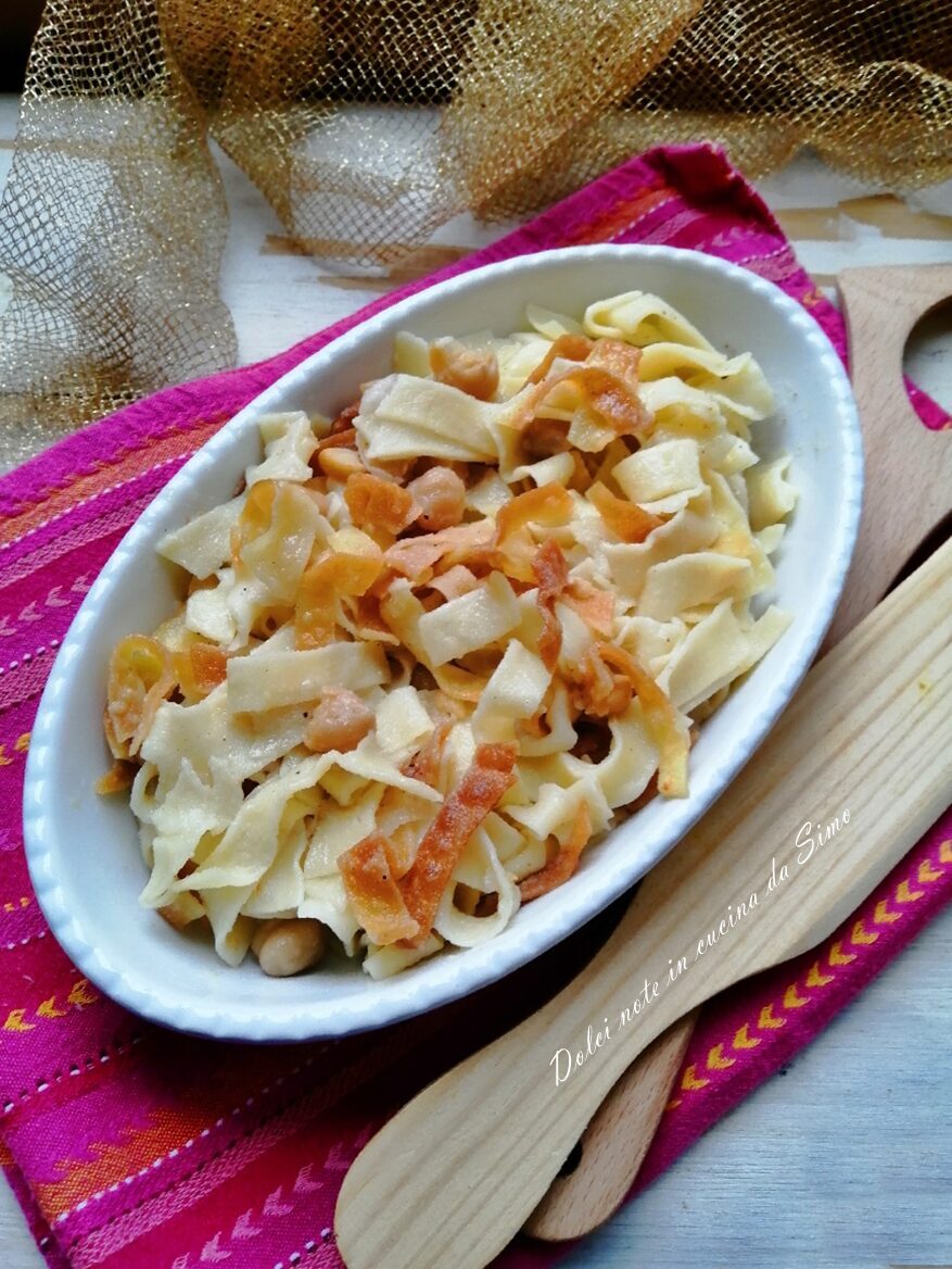“tria e ciceri” (pasta e ceci)