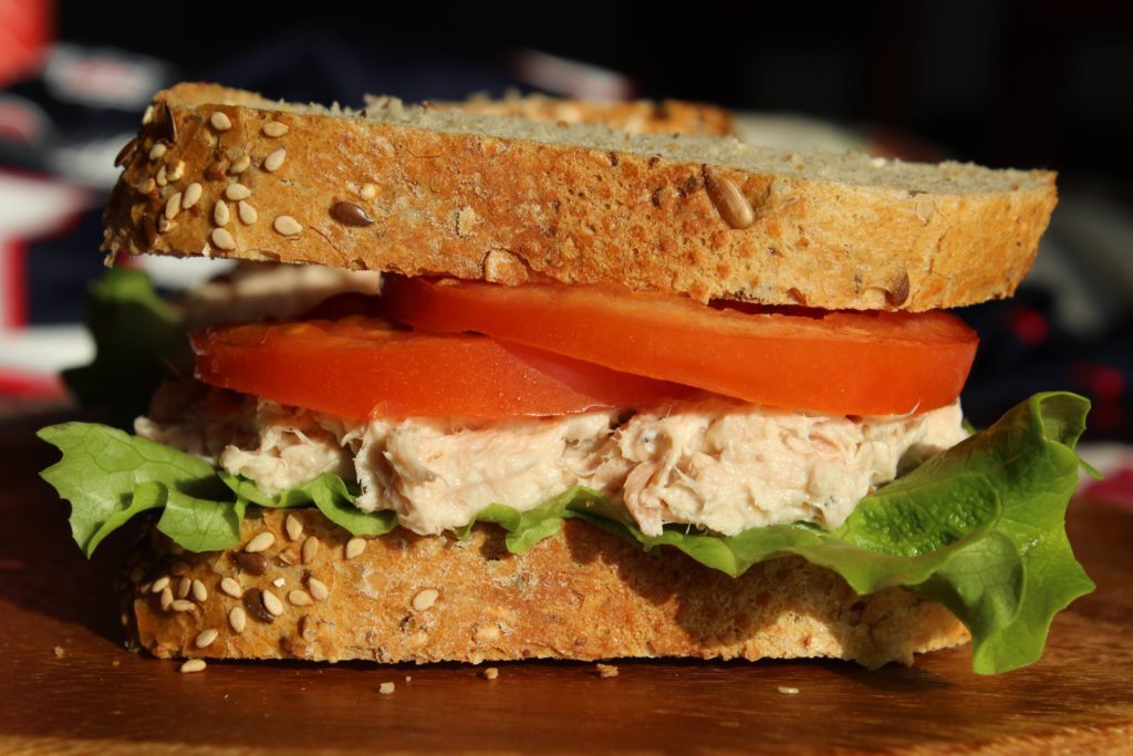 Tuna melt: il sandwich americano col tonno
