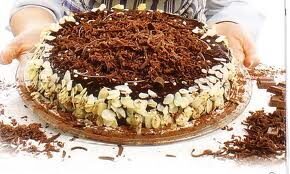 Una deliziosa torta al cioccolato e mandorle