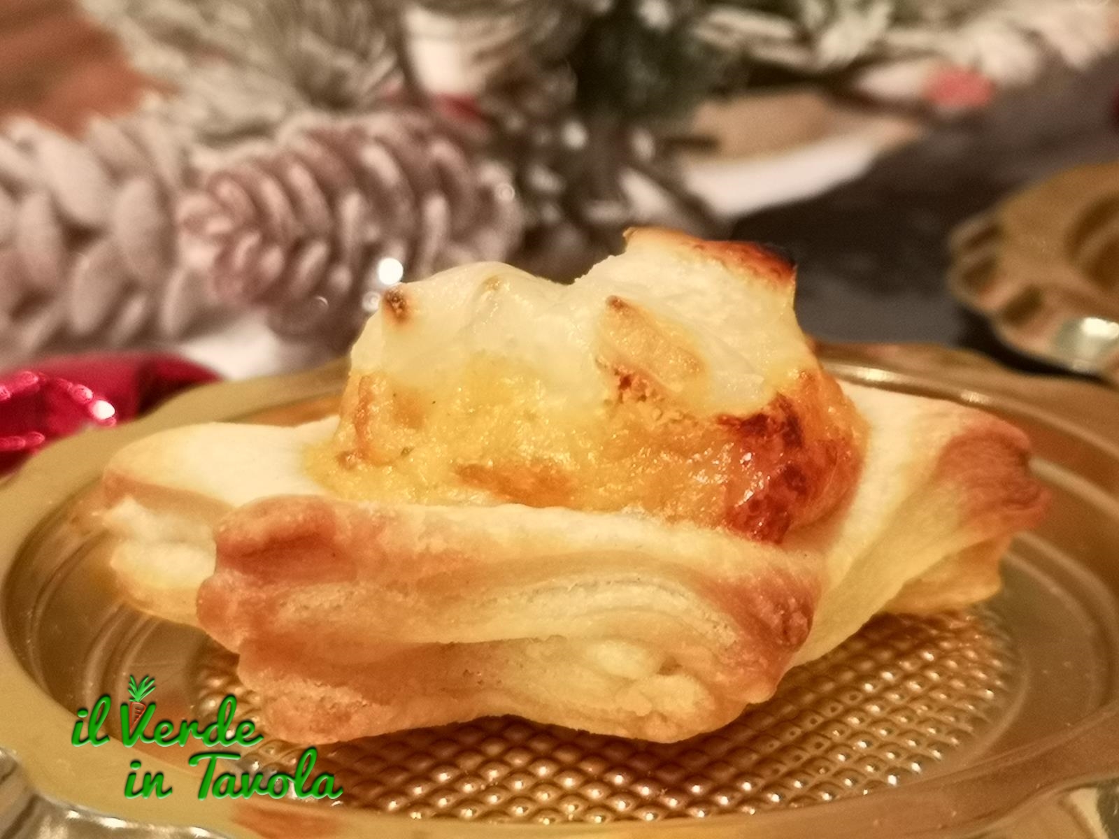Vol au vent vegan con crema di cavolfiore e pesto rosso la ricetta