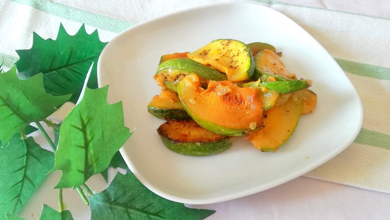 Zucchine tonde aromatizzate, semplici e veloci