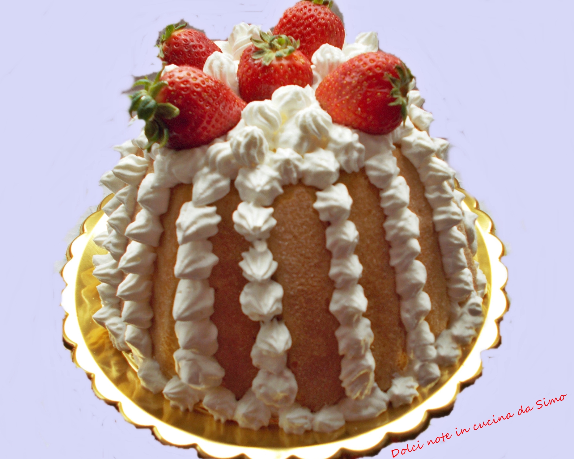 Zuccotto alle fragole