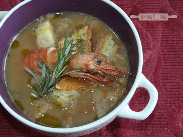 Zuppa di castagne, porcini e gamberi