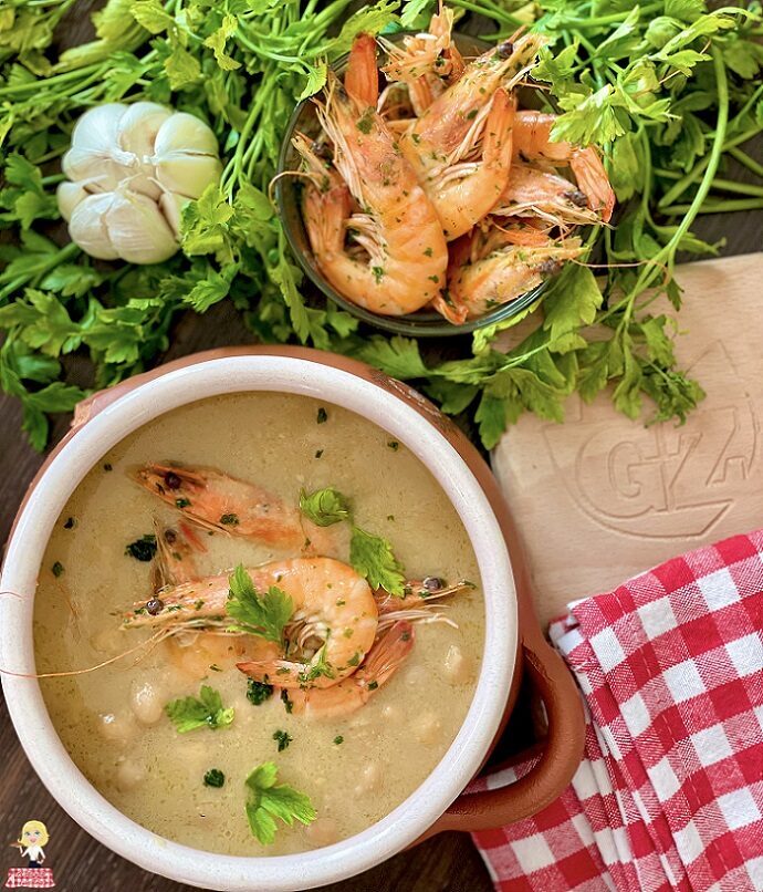 Zuppa di ceci cremosa con gamberi