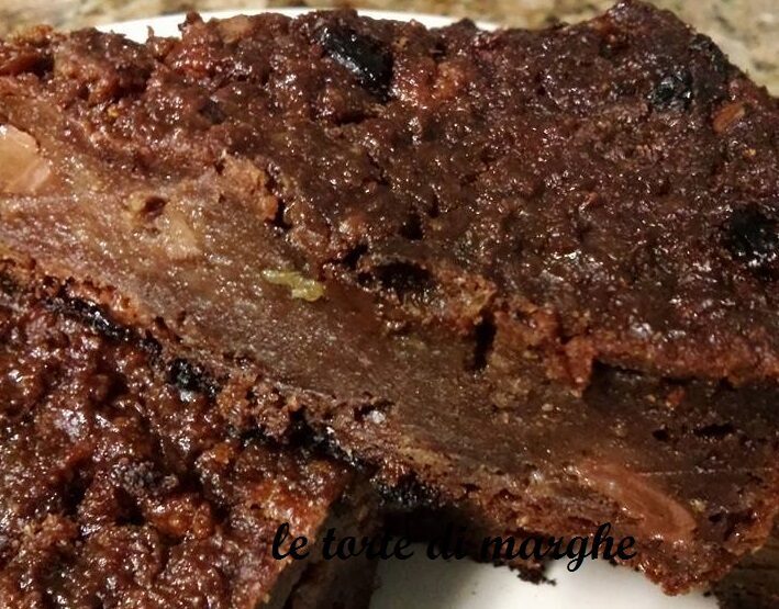 Castagnaccio torta con farina di castagne