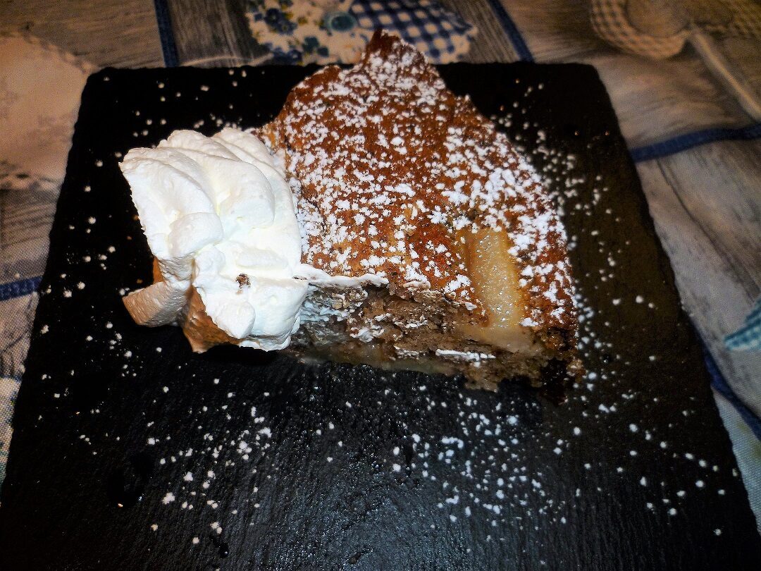 Ciambella Pere e Cioccolato Fondente