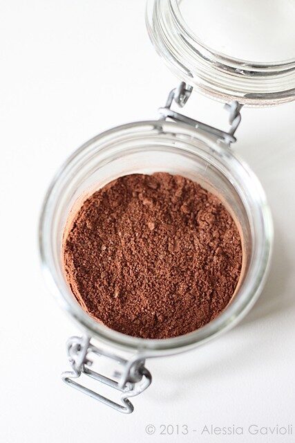 DIY: Hot Chocolate Mix in a Jar