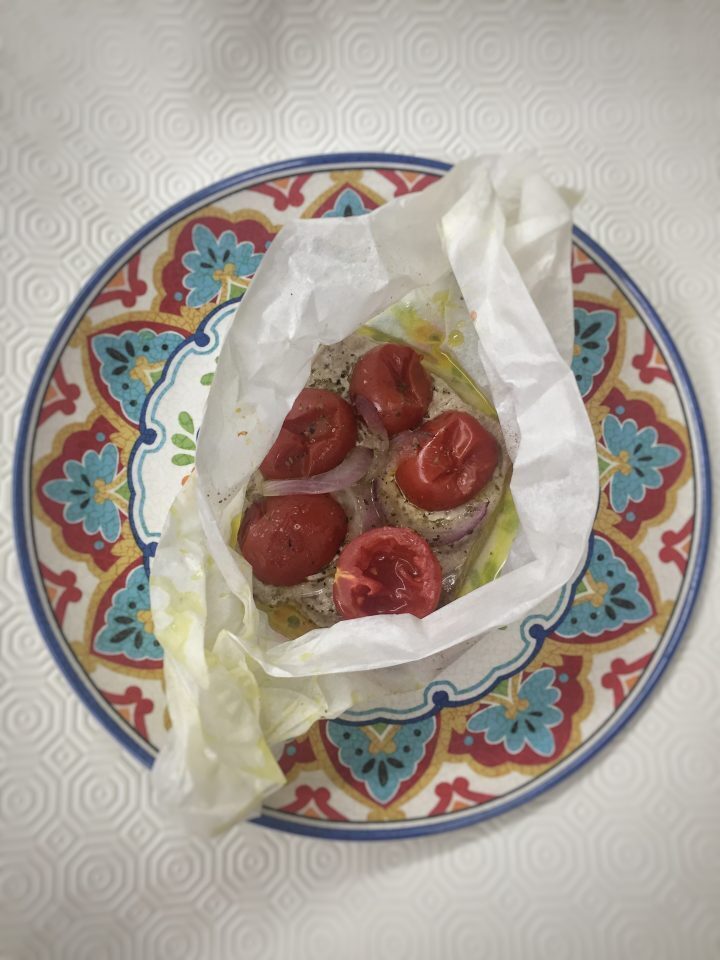 Filetto di tonno fresco al cartoccio , ricetta facile