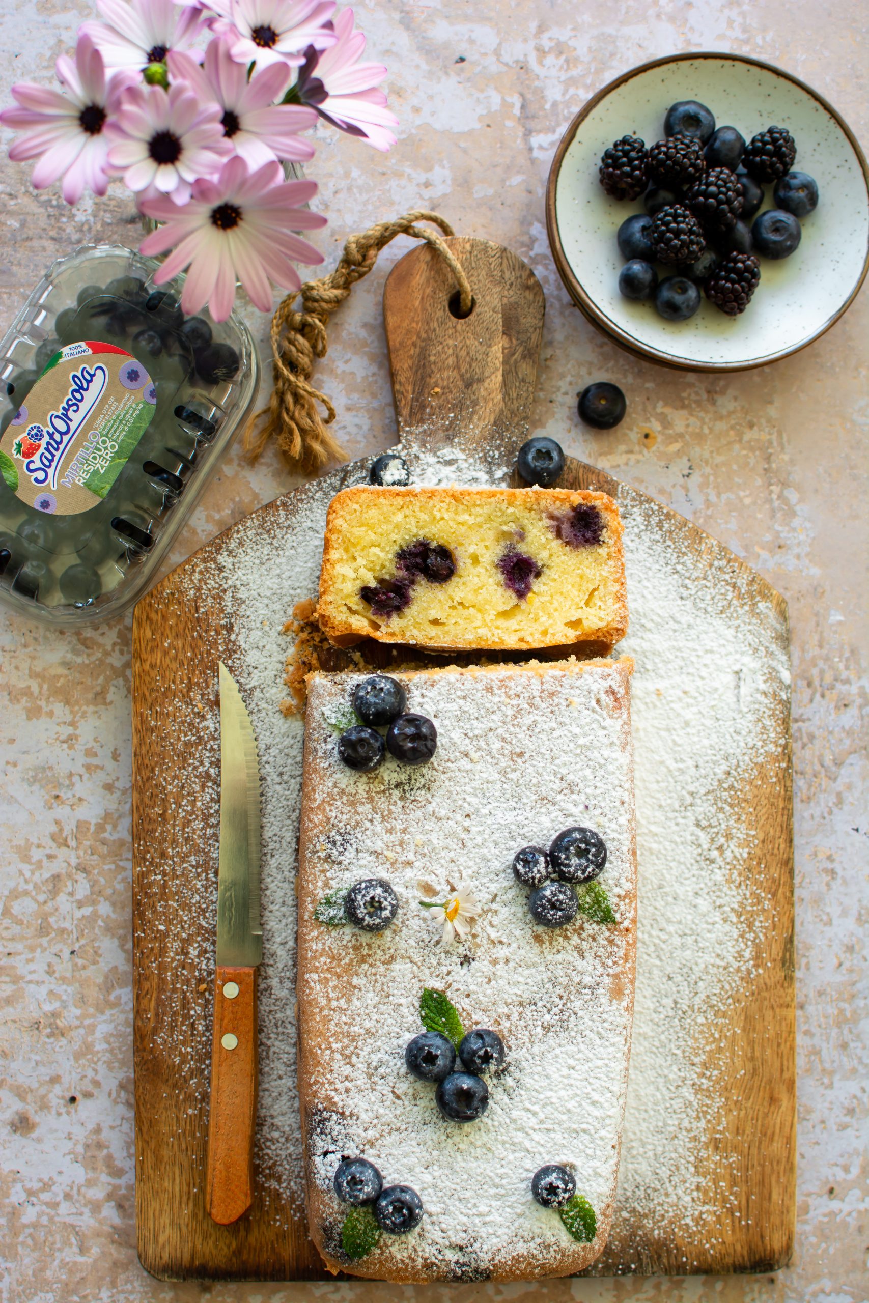 Lemon Pound Cake ai mirtilli