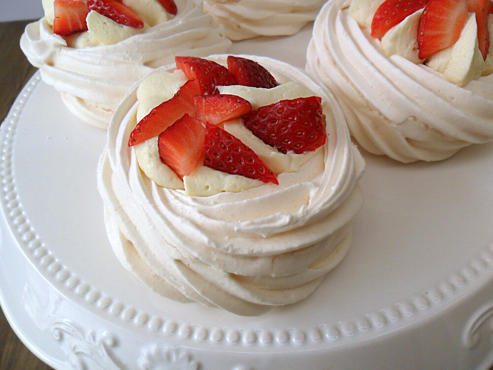 Mini pavlova alle fragole