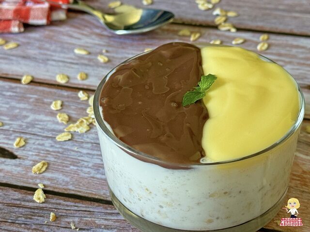 Porridge ricetta con topping crema