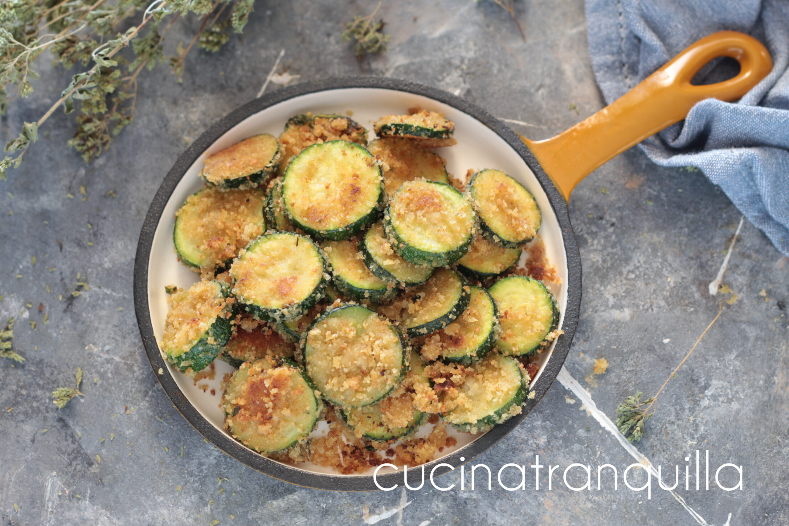 Zucchine sabbiose in padella