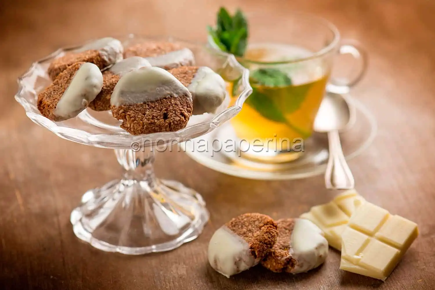 Biscotti al cocco e banana, semplici e dal gusto perfetto