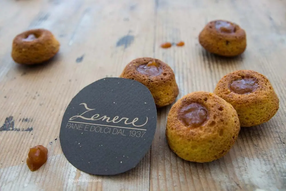 Biscotti con farina di mais: i Pignoletti d’oro