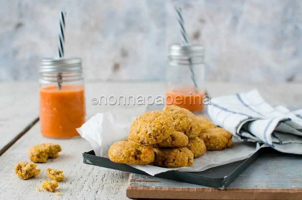 Biscotti con scarti e polpa della centrifuga , ottimi!